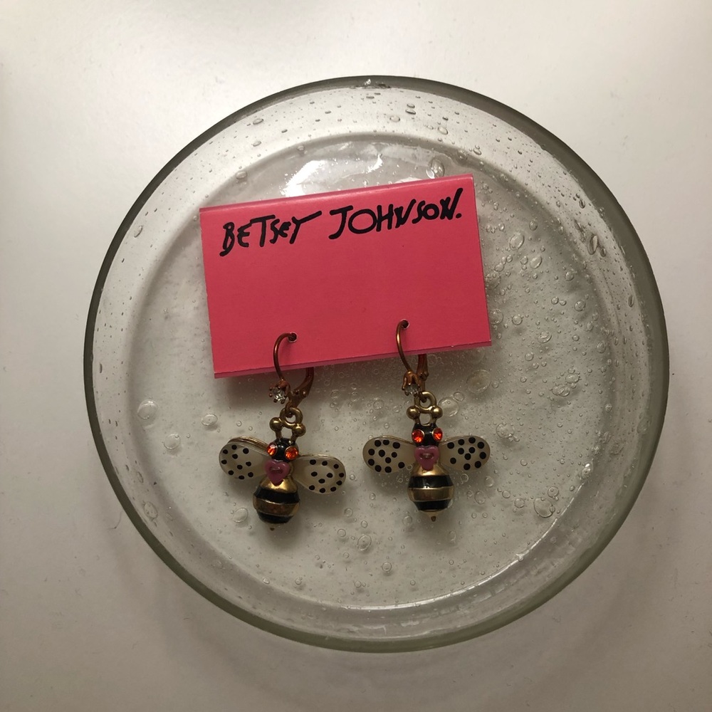 NWT Betsey Johnson Bumble Bee Earrings